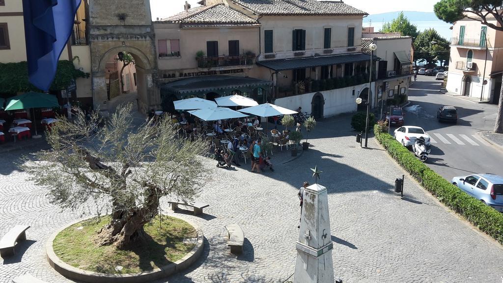 Relax In Piazzetta Casa E Appartamento Per Vacanze Trevignano Romano Cameră foto