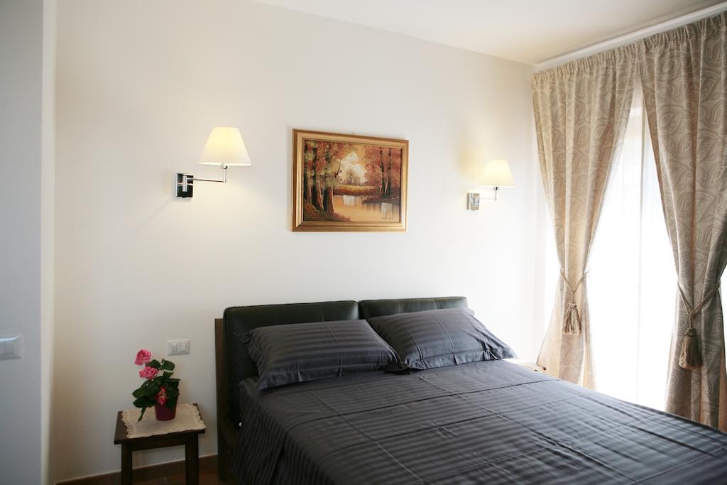 Relax In Piazzetta Casa E Appartamento Per Vacanze Trevignano Romano Cameră foto